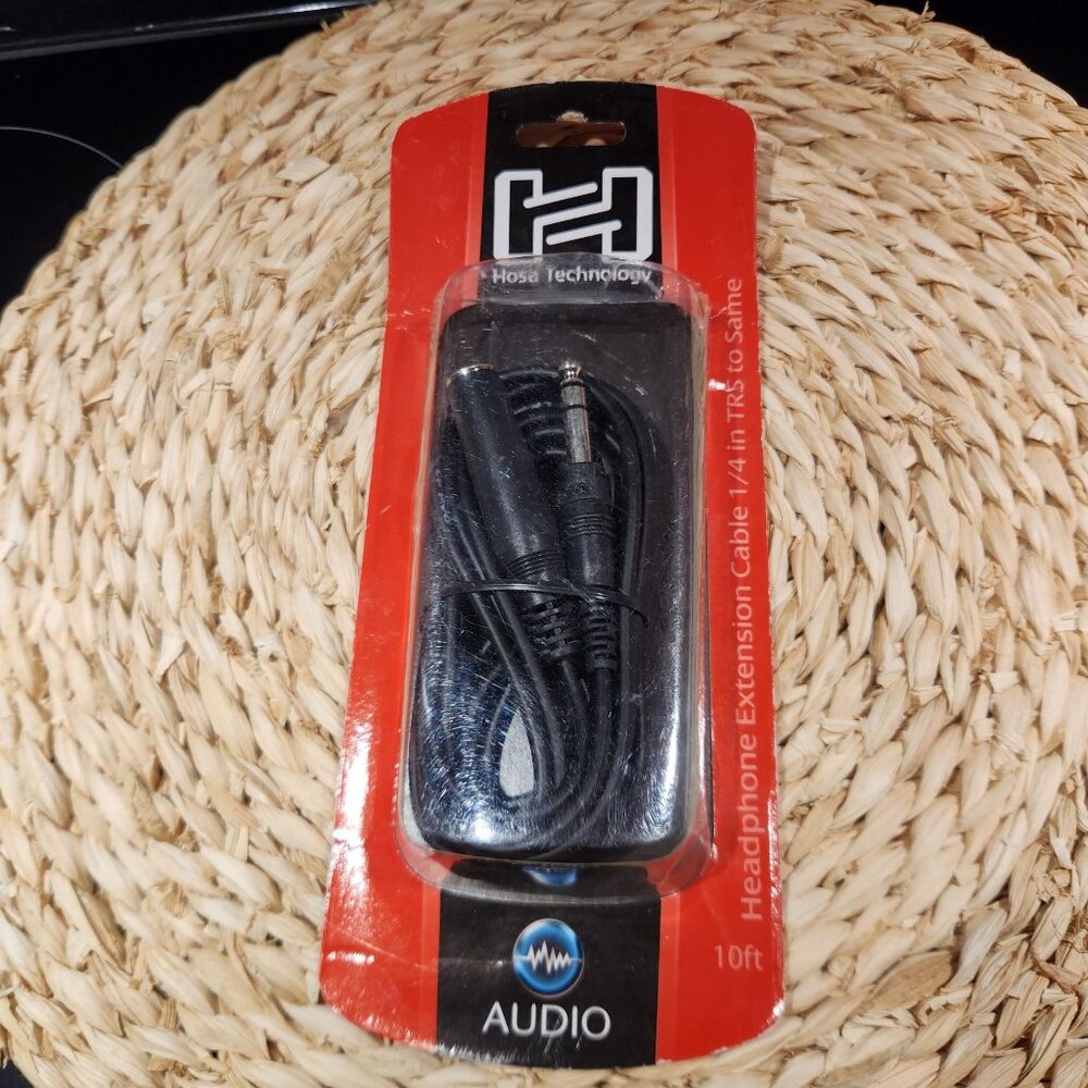 Hosa Headphone Extension Cable 1/4" TRS to the same 10ft
